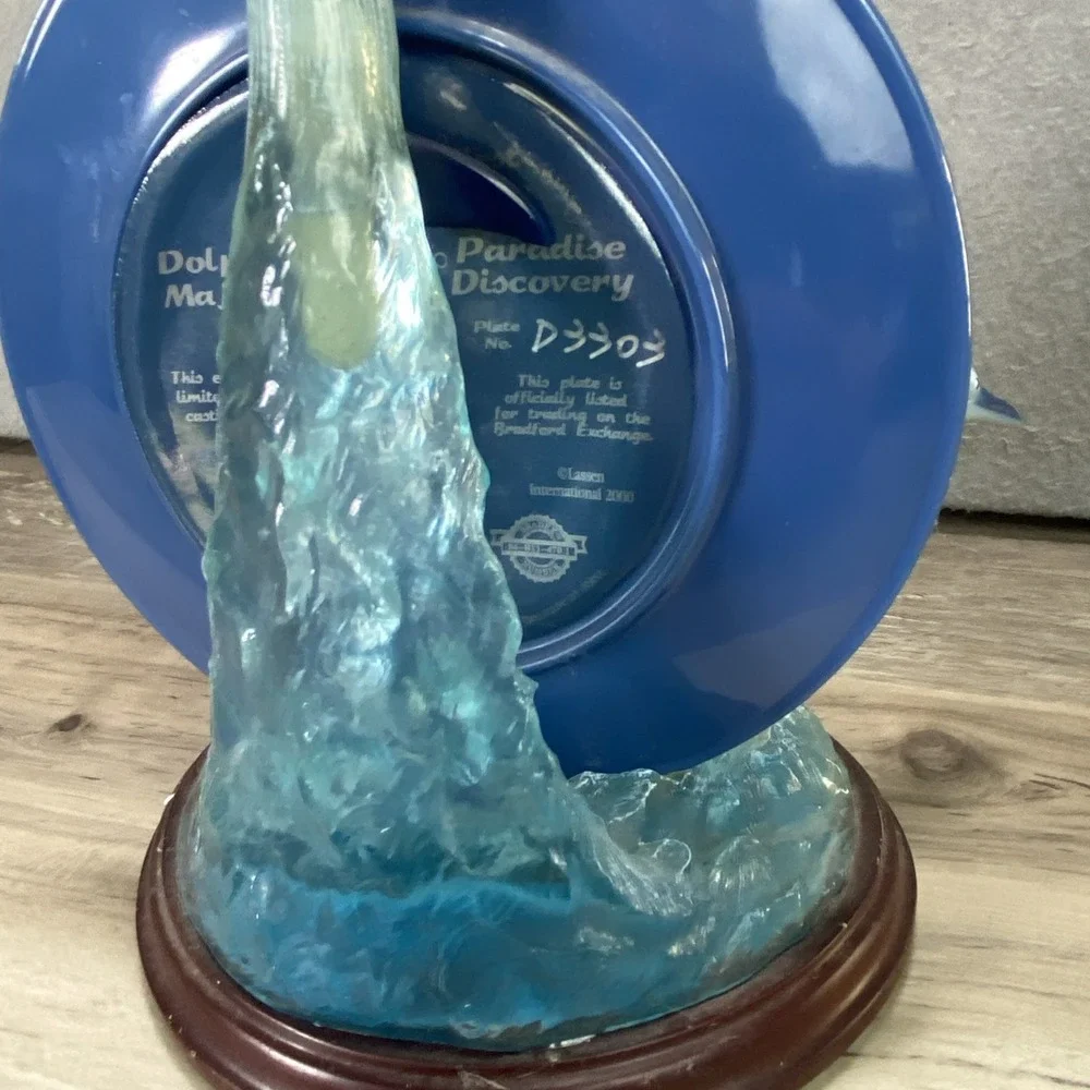 Bradford Exchange Paradise Discovery Dolphin Majesty 1st Issue Collector's Plate